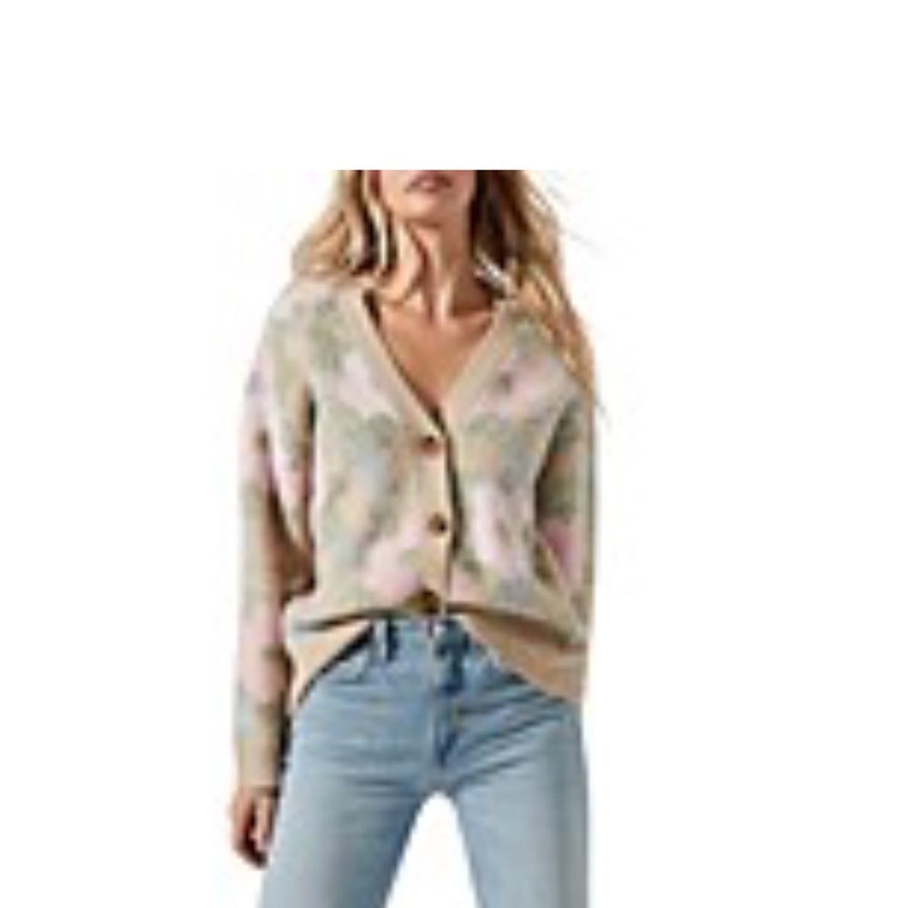 Astr the Label Rosette Cardigan Sweater